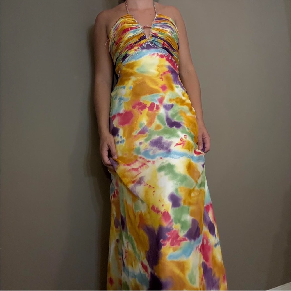 Mari Lee by Madeline Gardner Multicolor
Beaded Dress